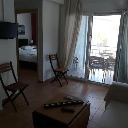 Appartement τhe Diamond Néa Péramos