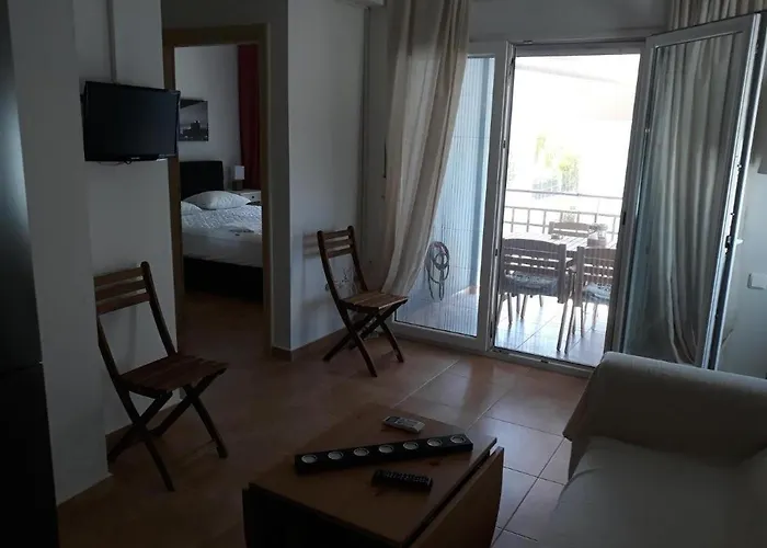 Apartment τhe Diamond Nea Peramos (Macedonia)