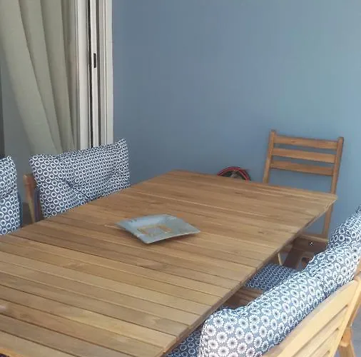 Apartment τhe Diamond Nea Peramos (Macedonia)