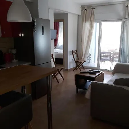 τhe Diamond Néa Péramos