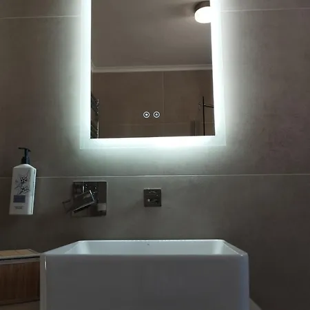 τhe Diamond Néa Péramos