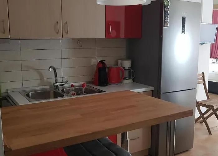 τhe Diamond Néa Péramos